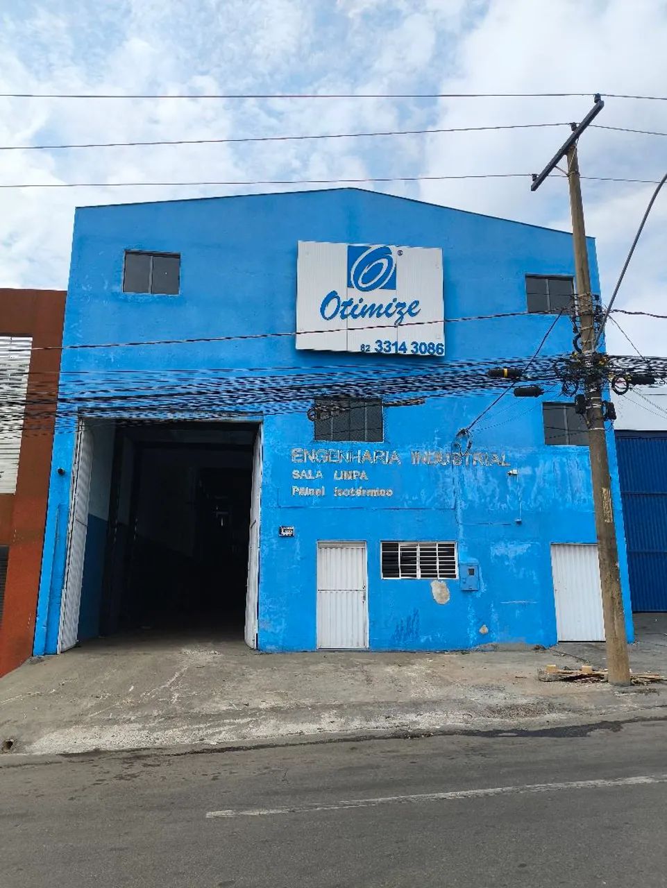 ALUGO GALPÃO - AV. BRASIL SUL