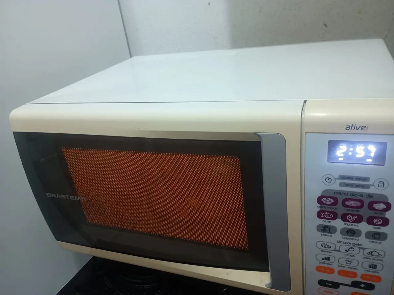 Microondas Brastemp funcionando  - Foto 5