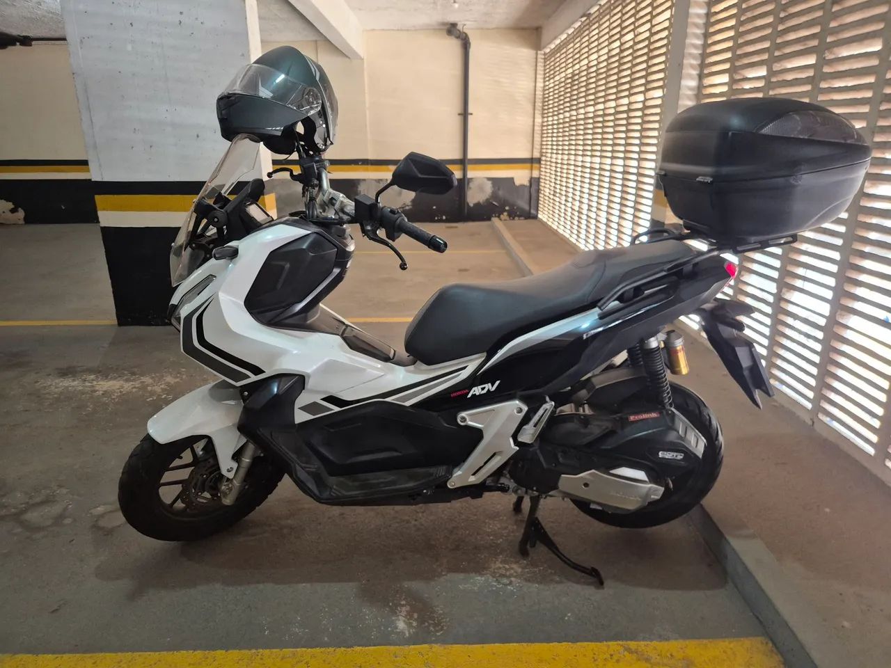Honda ADV 150  - Foto 2