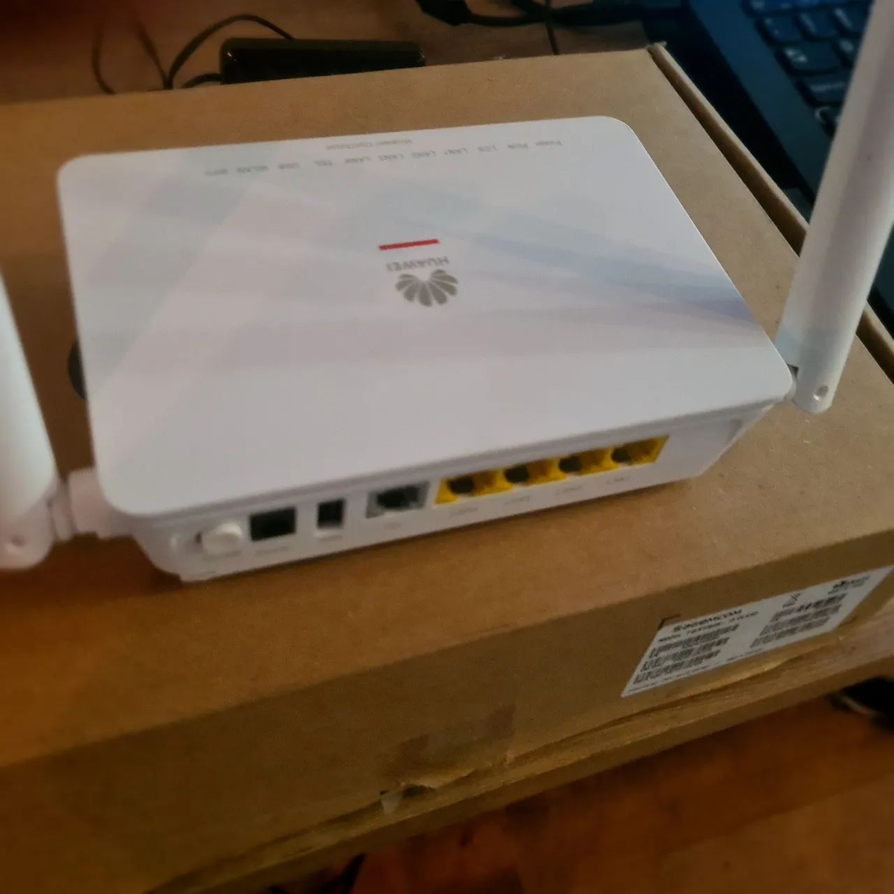ROTEADOR HUAWEI OPTIXSTAR WIFI 6 - Foto 6