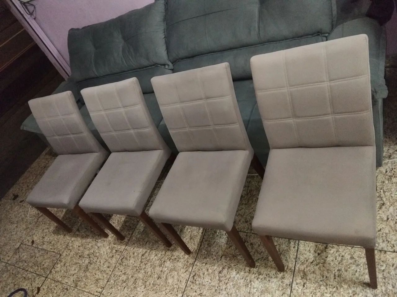 Mesa 155 cm x 155 cm com 4 cadeiras  - Foto 3
