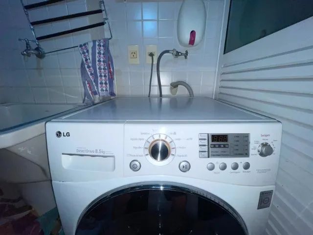 Maquina de Lavar LG Lava e Seca - Foto 2