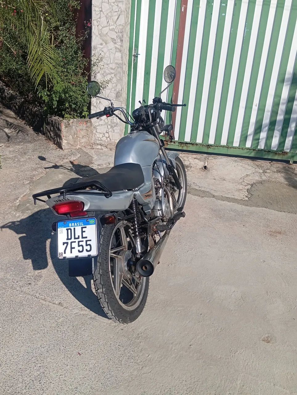 YBR 125  - Foto 4