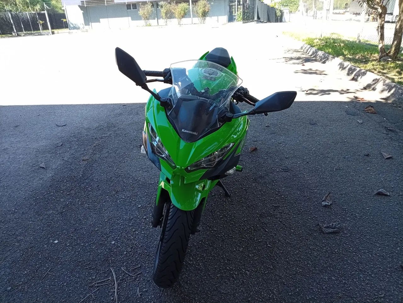 Kawasaki Ninja 400 verde  - Foto 2