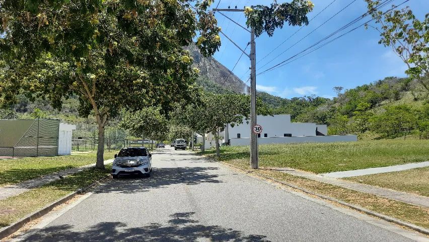 Lote para venda dentro do melhor condomínio de Maricá - Alphaville 1 e 2