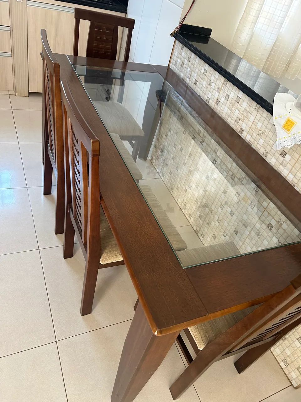 Mesa jantar bem conservada - Foto 5