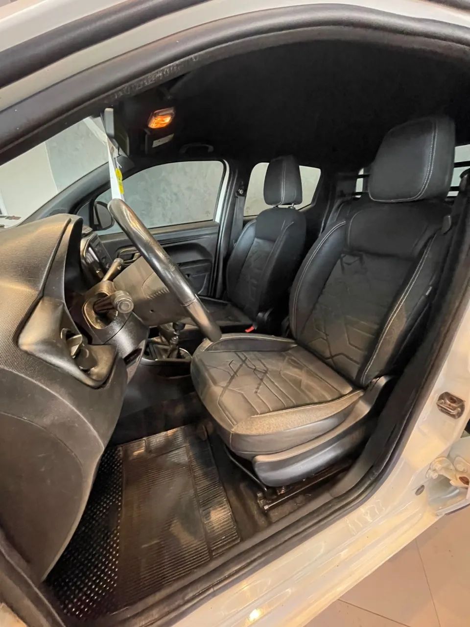 Fiat Strada Volcano 1.3 Flex 8V CD 2021 - Foto 5