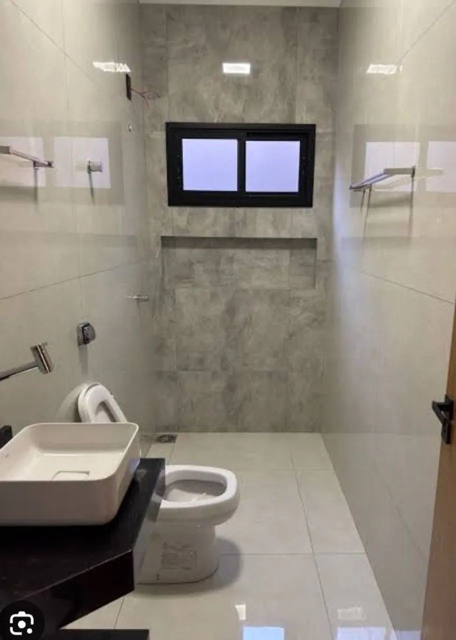 Azulejista cubro qualquer oferta desde que seja comprovada!!!