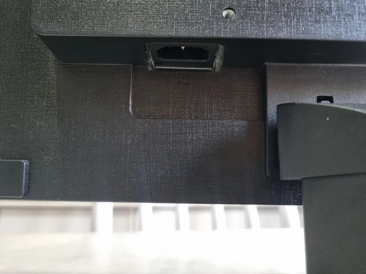 Monitor AOC 21,5 Full HD - Foto 4