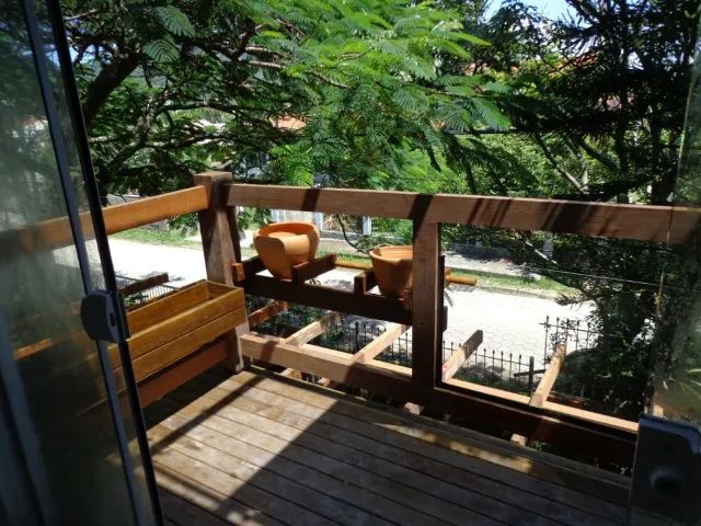 Amplo apartamento com 02 suítes e 02 varandas
