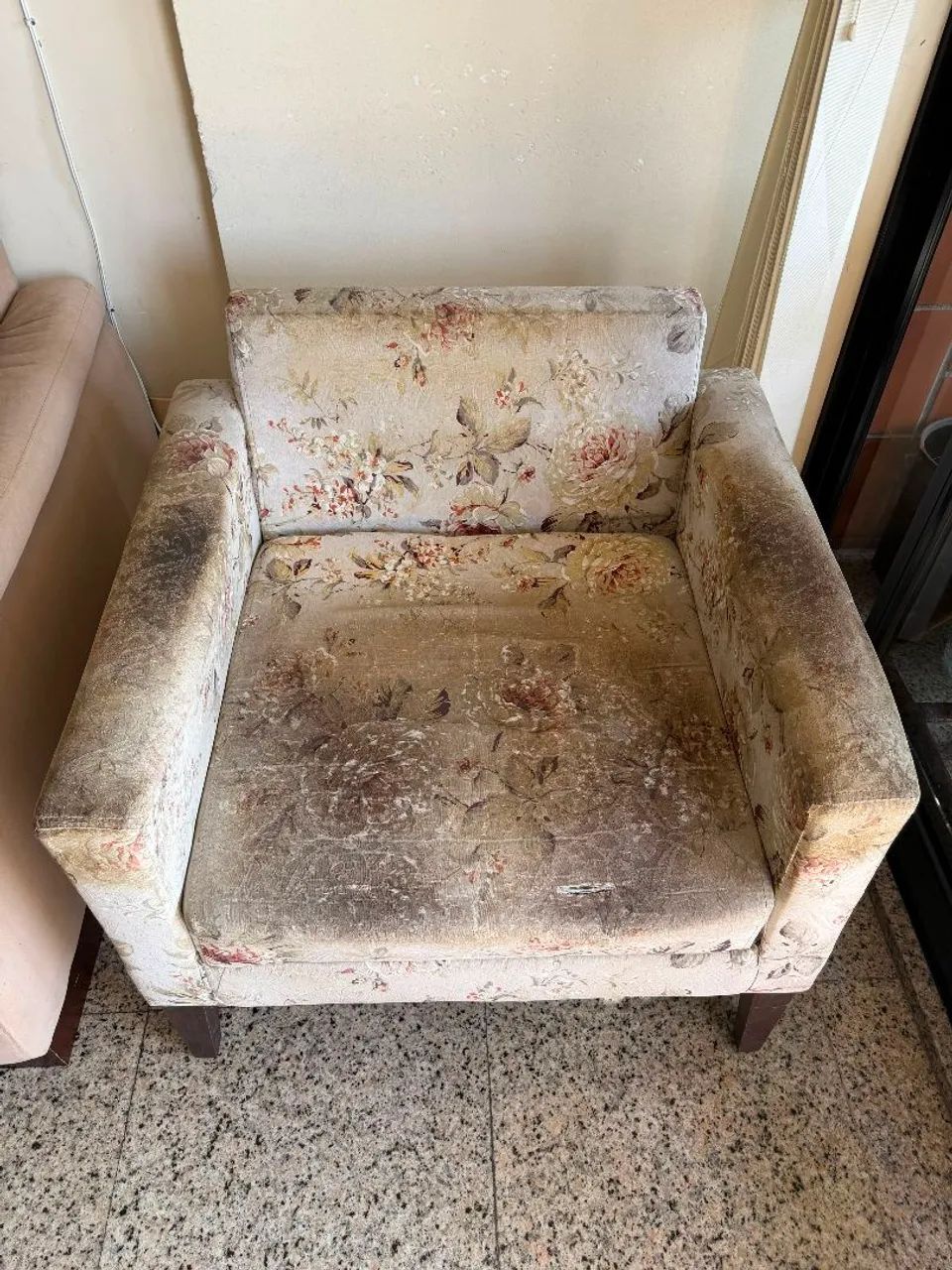 Serviço de limpeza de sofa  - Foto 2