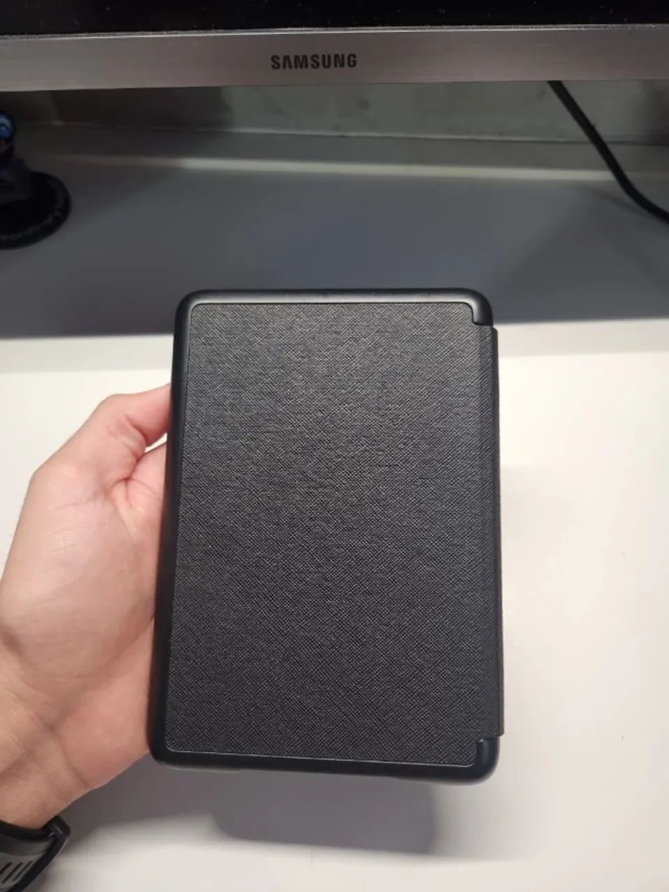 Kindle 11ª geração com capinha - Foto 4