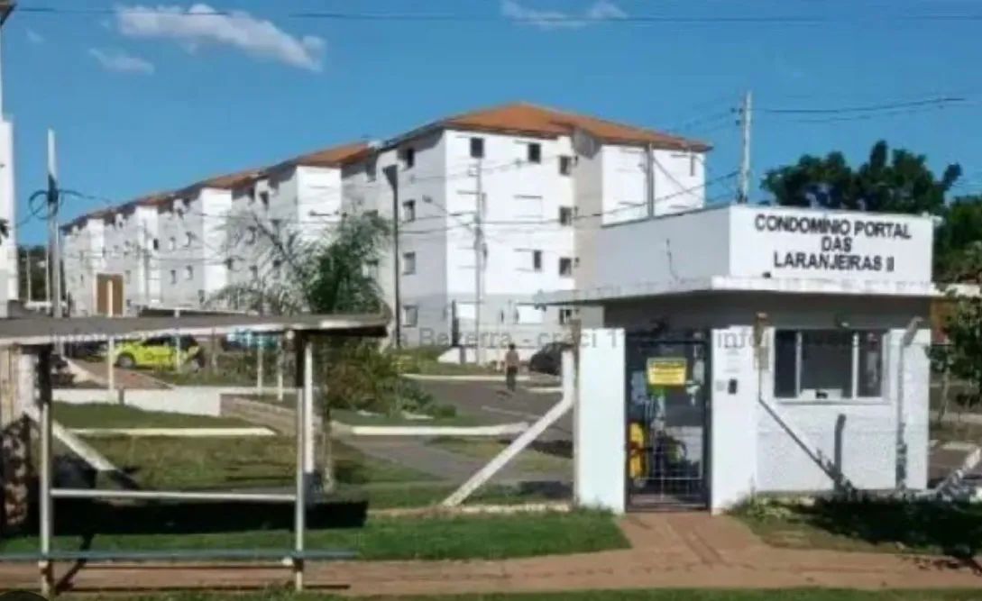  Alugo Residencial Laranjeiras  950,00