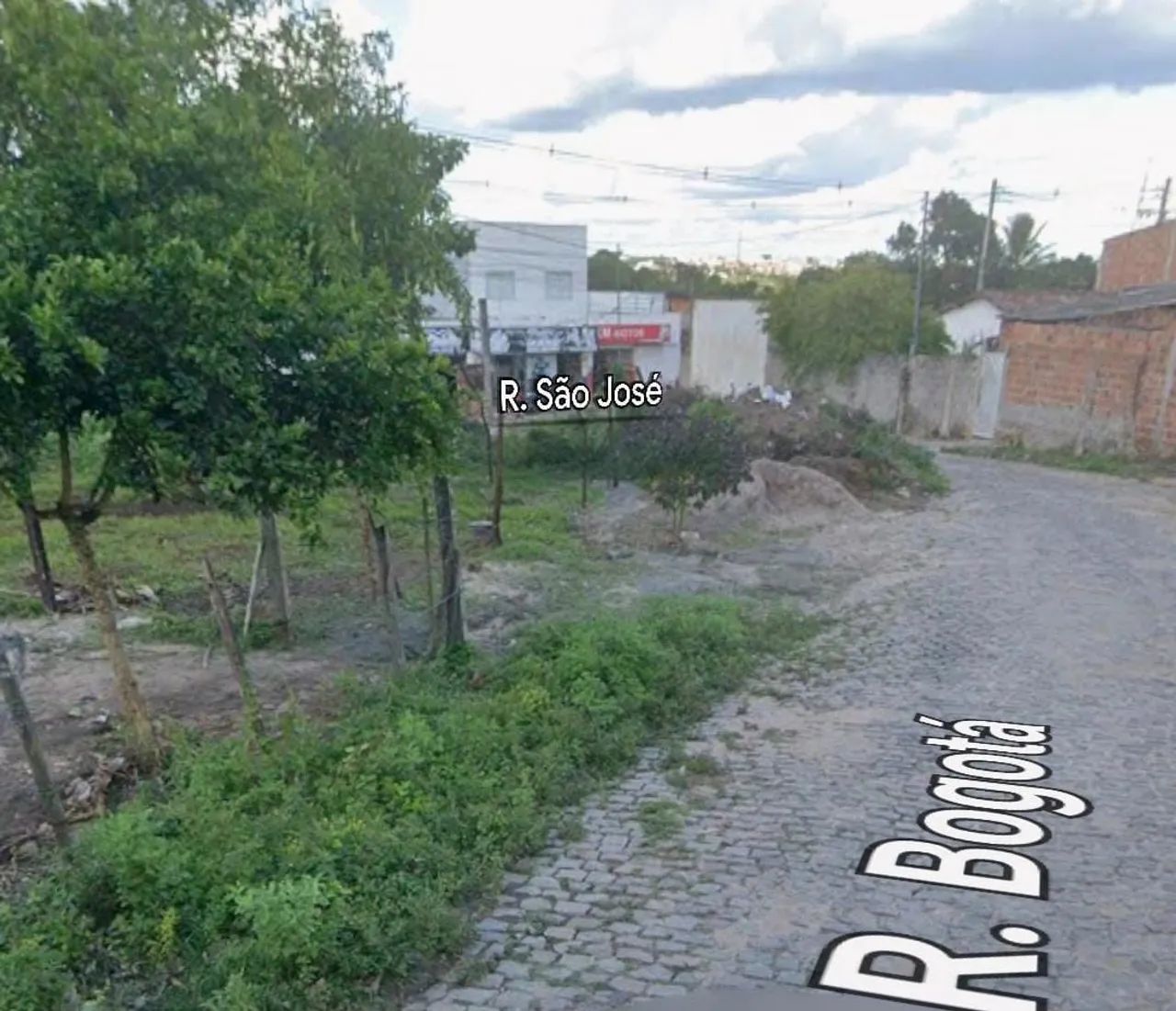 Vendo este terreno 