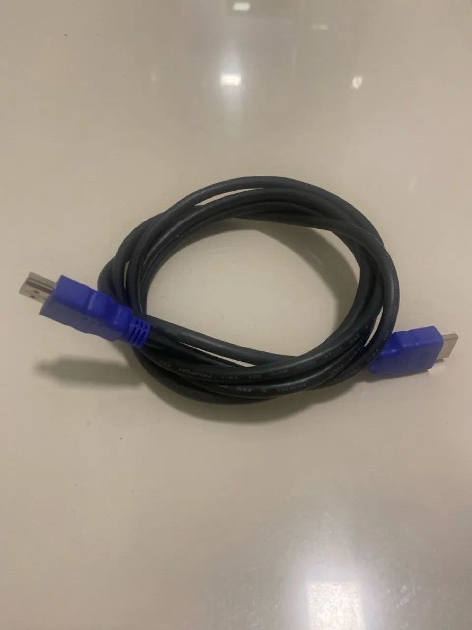 Fonte 12v 2.5A e Cabos HDMI / Audio