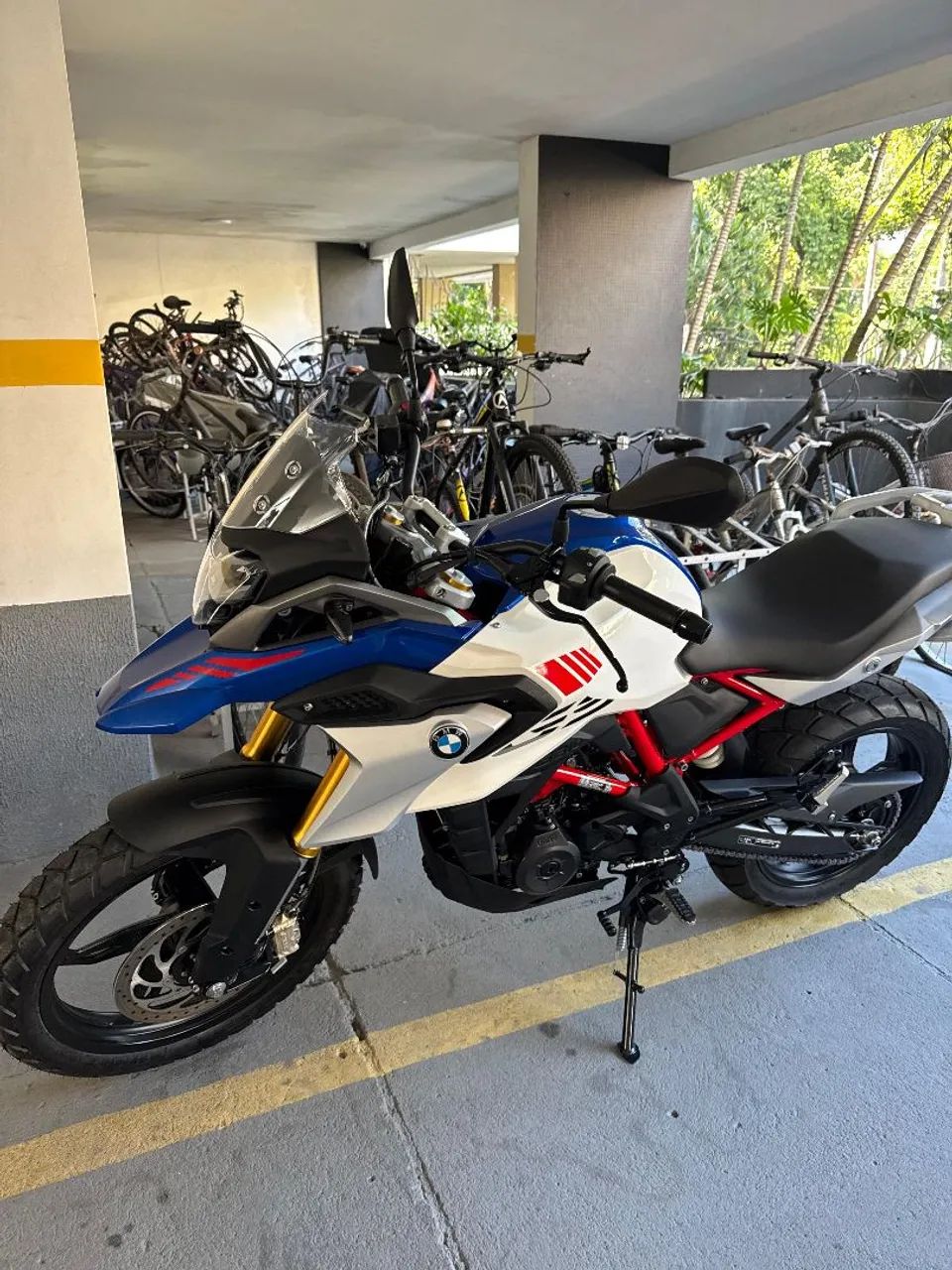 Moto muito nova