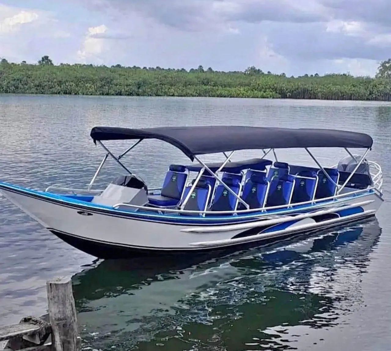 Lancha de alumínio 