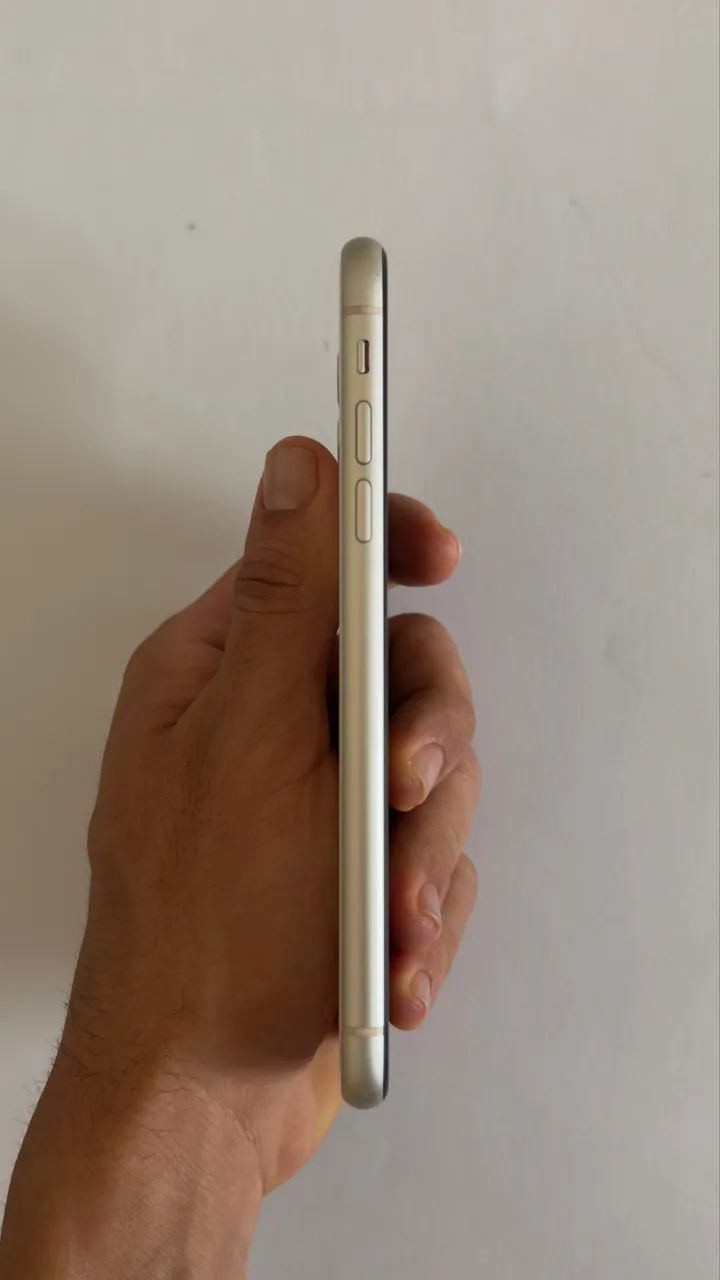 Iphone 11 64gb branco - Foto 2
