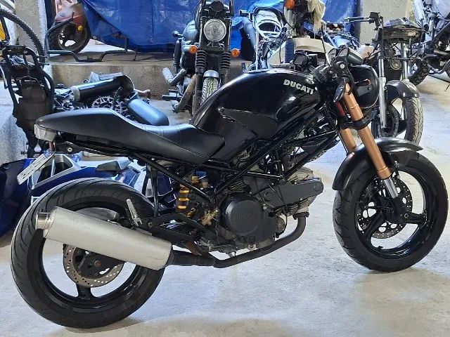 Ducati Monster 600 cc - Foto 3