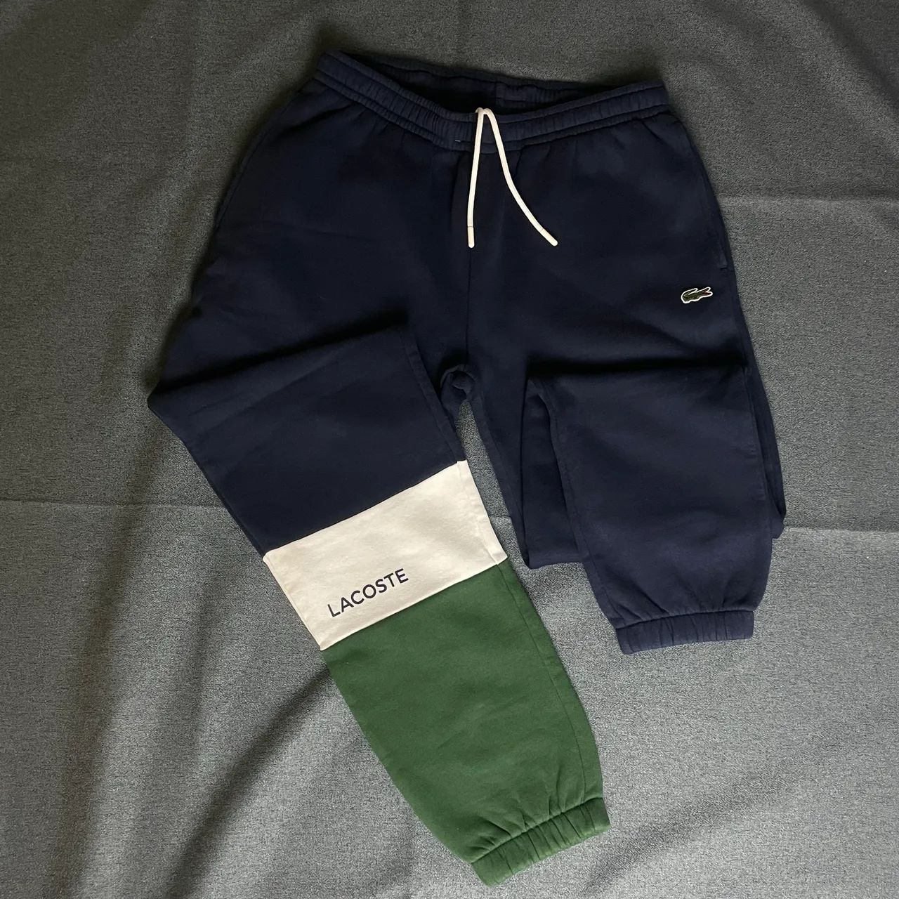 Calca Lacoste P
