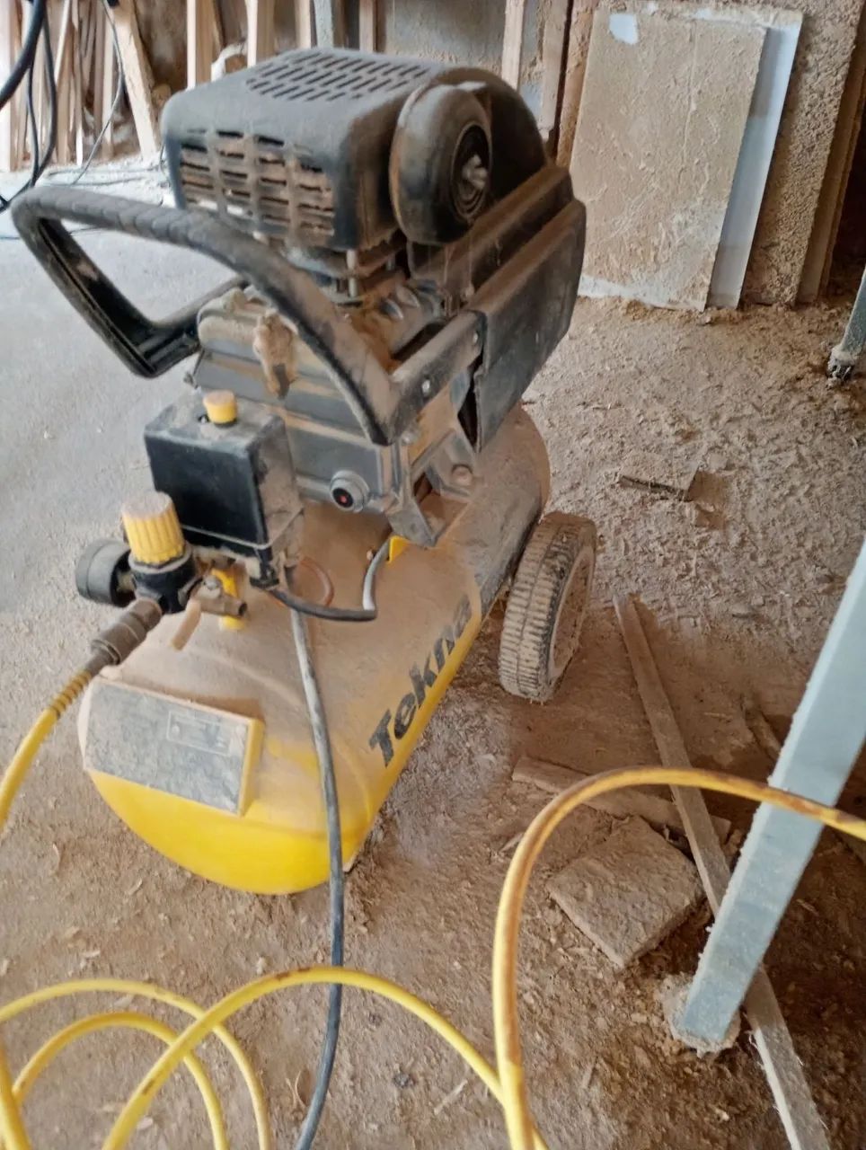 Compressor 25 litros 27 volta + muito mercadoria  - Foto 3