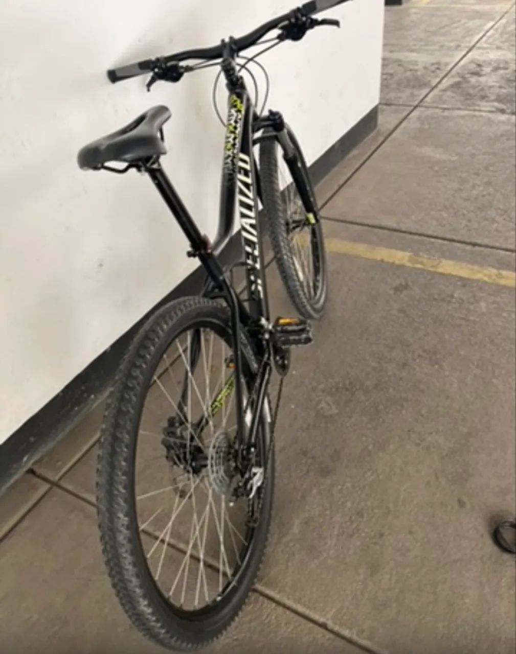 Bicicleta SPECIALIZED Jynx 27,50 - Foto 2