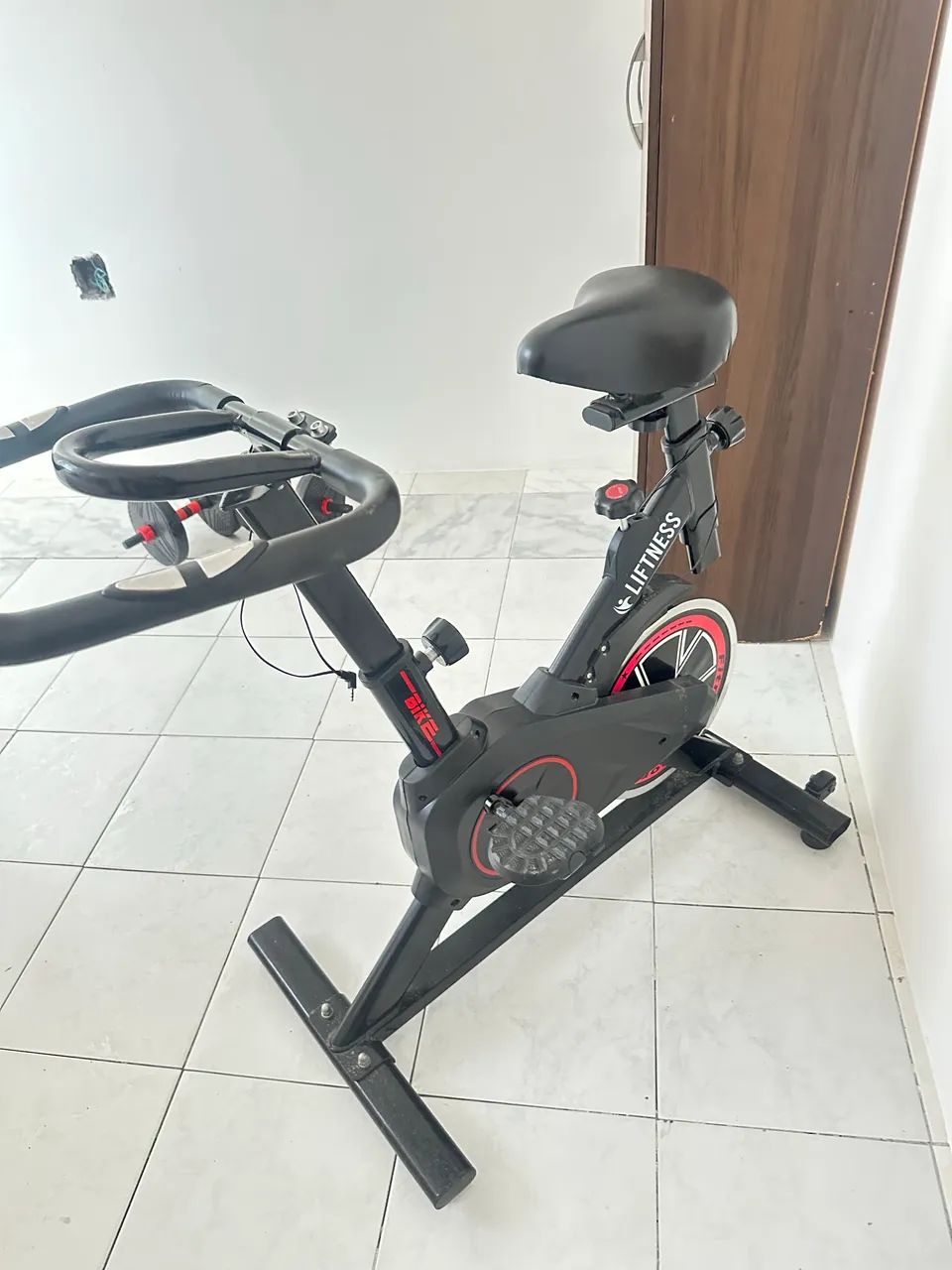 Bicicleta ergométrica  - Foto 3