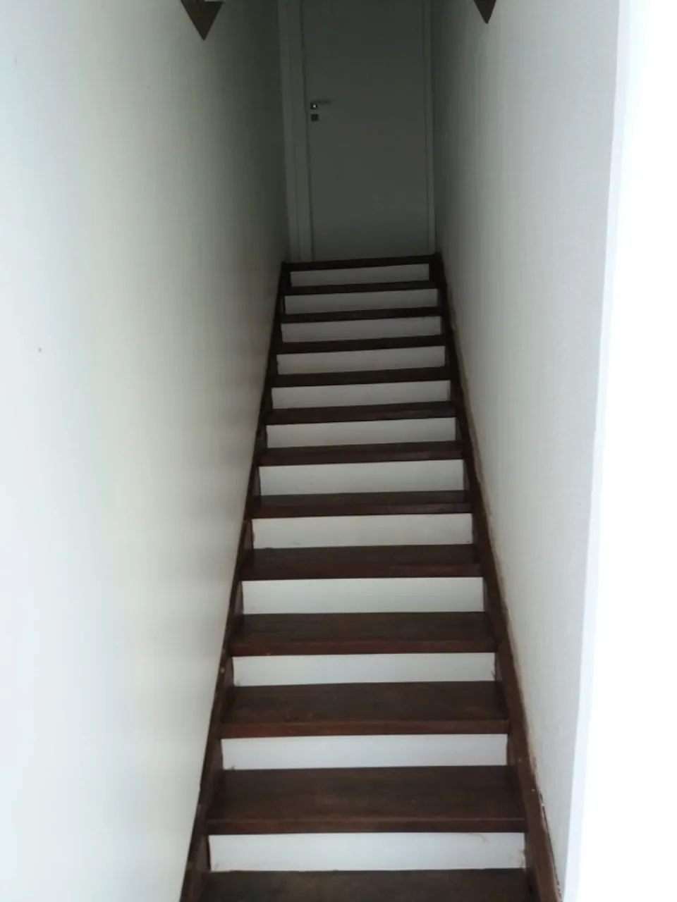 LOCAÇÃO DE CASA SOBRADO EM VG, CENTRO, 2 QUARTOS