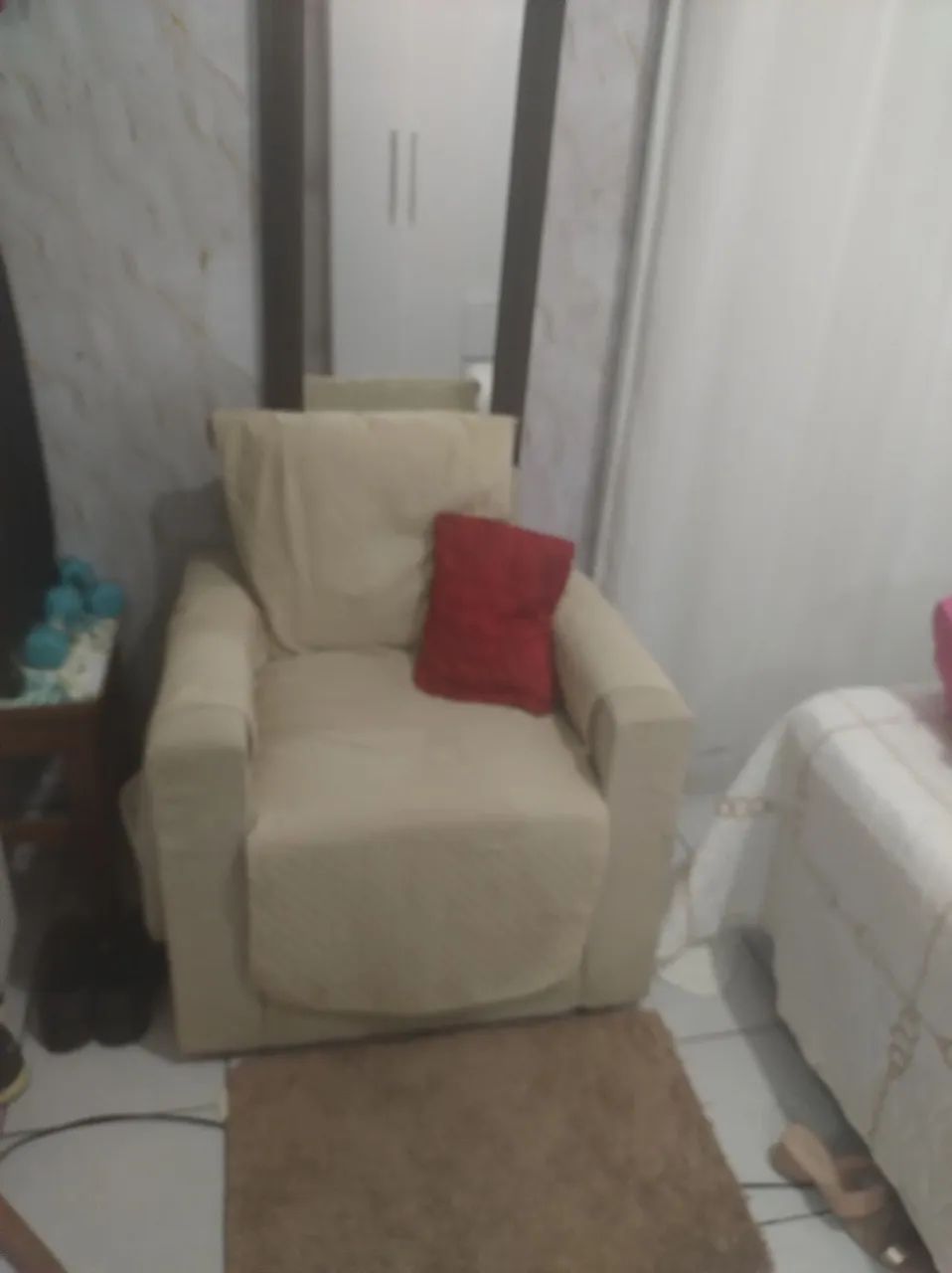 Vendo poltrona por motivo de mudanca