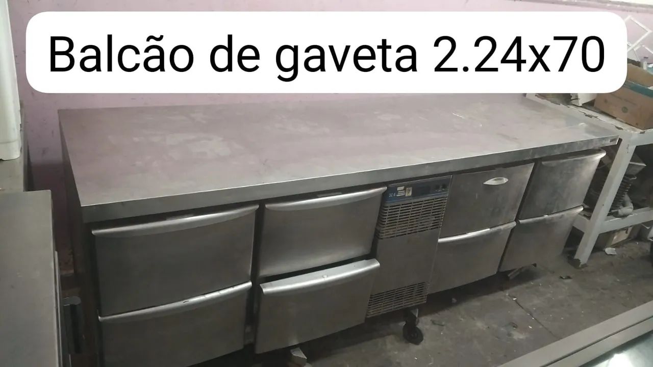 Balcão de gaveta em aço inox pra revisão 