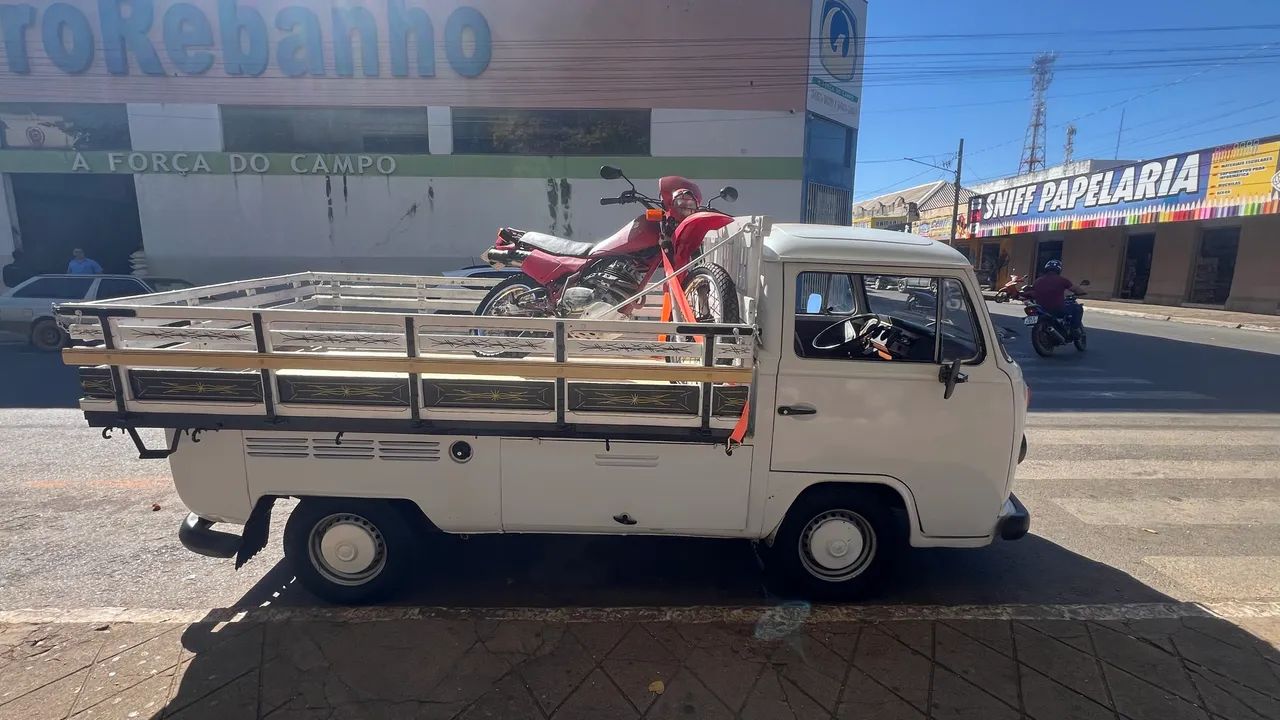 Volkswagen Kombi Standard/ Luxo/ Serie Prata 1992