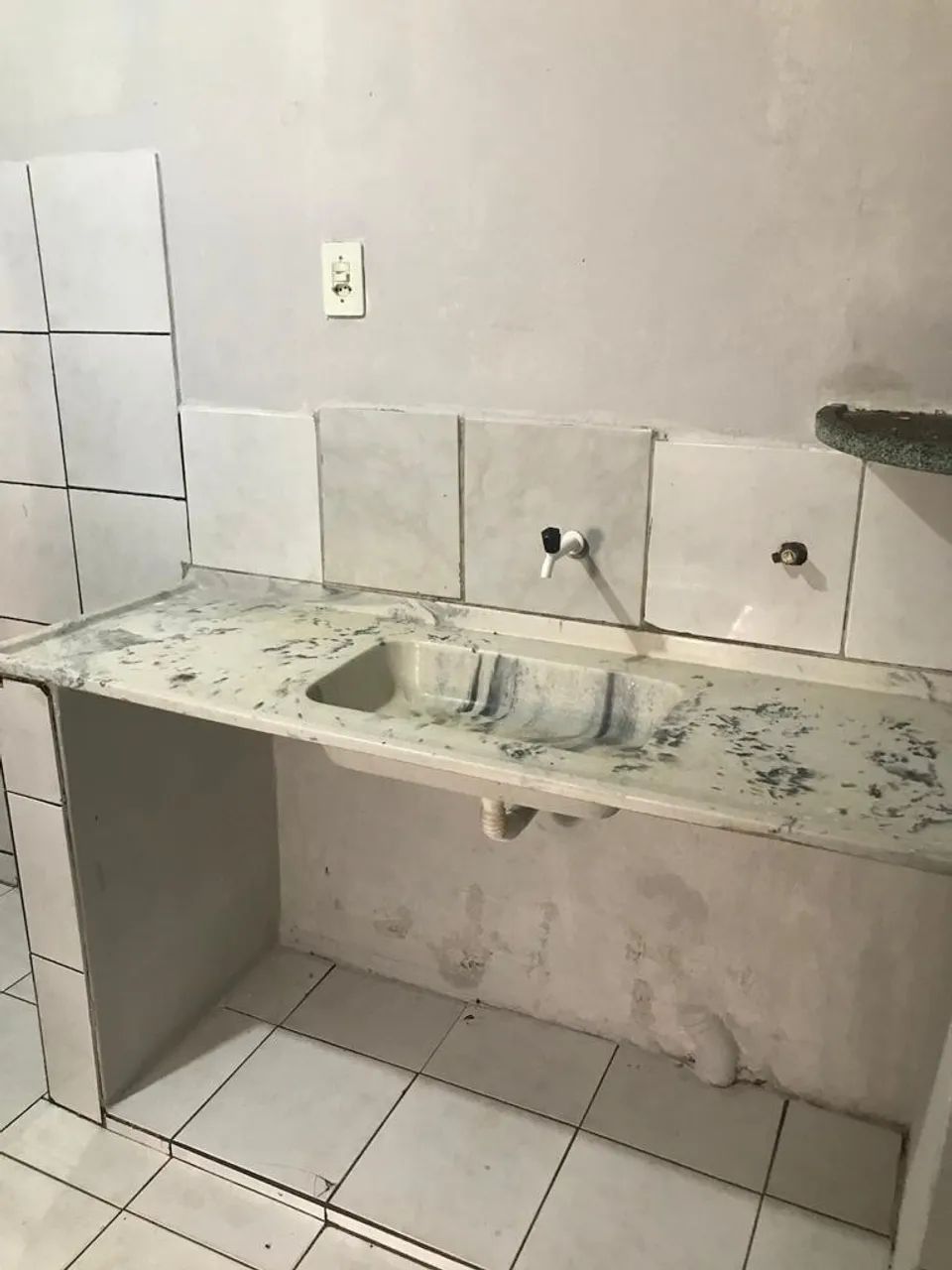 Casa dos fundos em setor Sul  - Foto 3