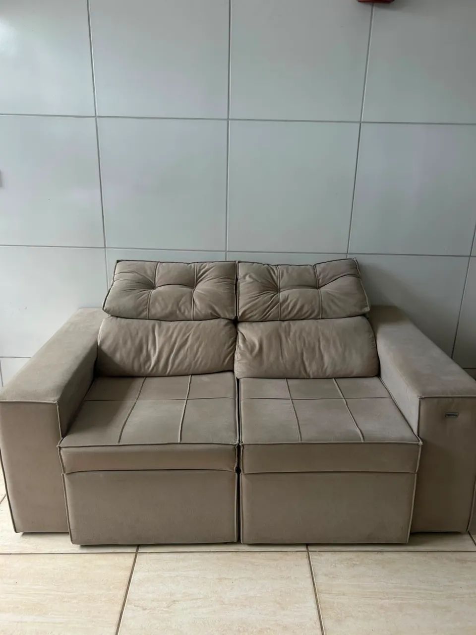 Sofá 2 lugares