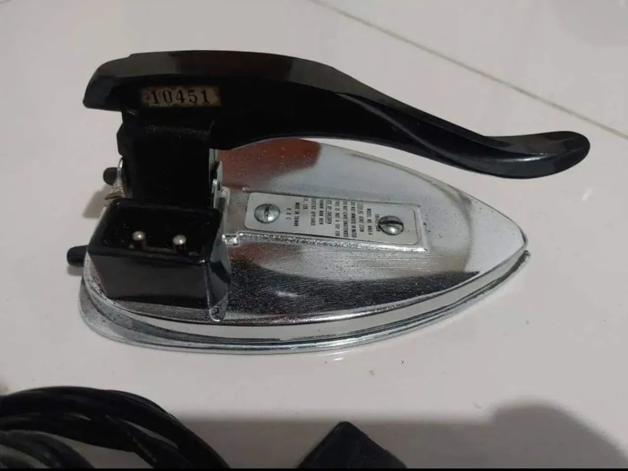 Ferro de passar raridade para colecionar e ainda funciona  - Foto 2