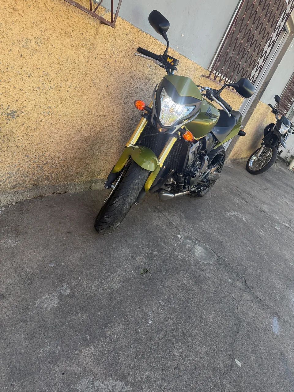 Hornet600 - Foto 3