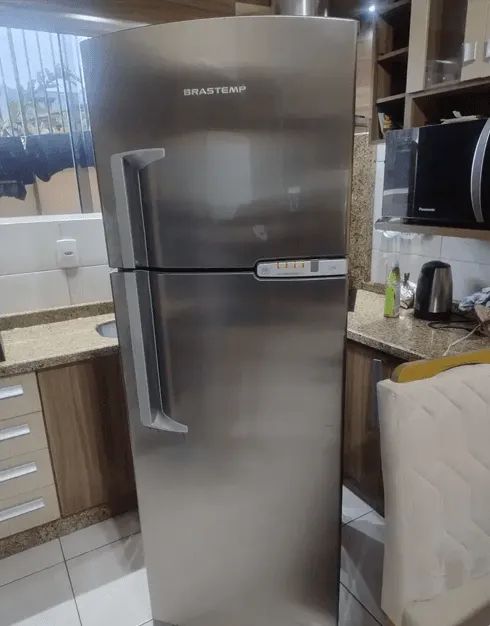 Brastemp Stainless Steel Refrigerator, 370L, Frost Free