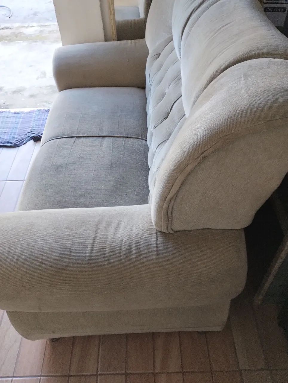 SOFA DE 2 LUGARES 100