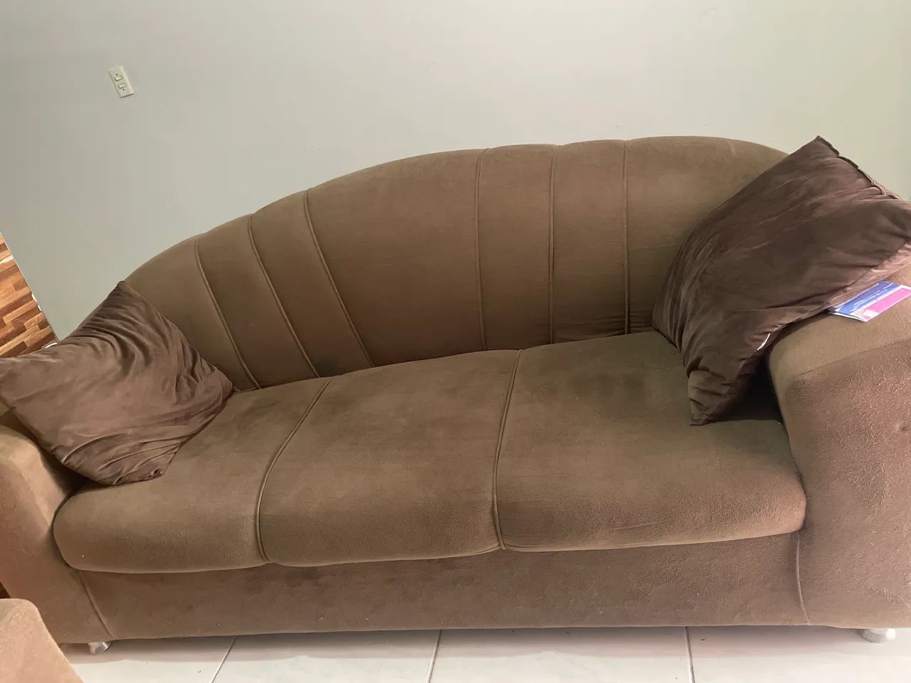 Sofá usado é um estado impecável  - Foto 2