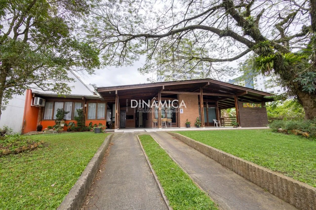 Excelente casa com terreno na Vila Nova - Foto 4