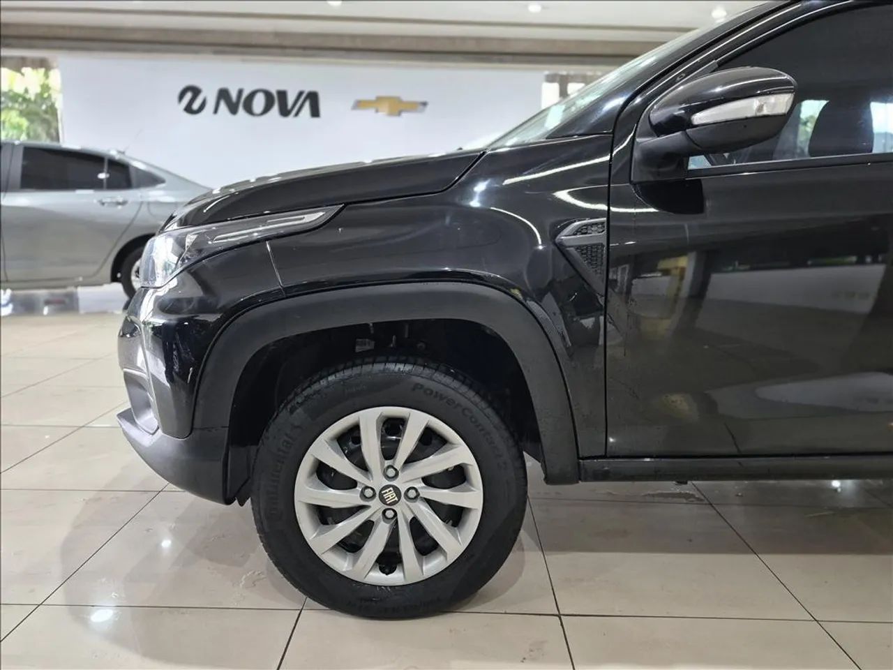 Fiat Strada Freedom 1.3 Flex 8V CD, foto 8 de 15