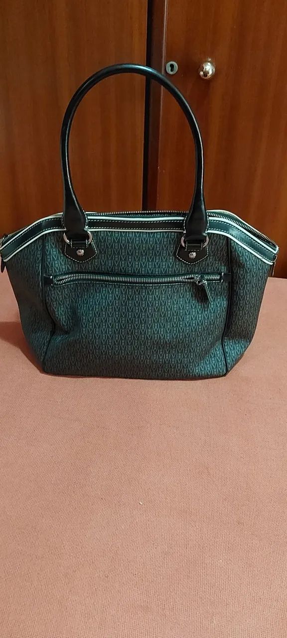 Linda bolsa Vitor Hugo original  - Foto 2