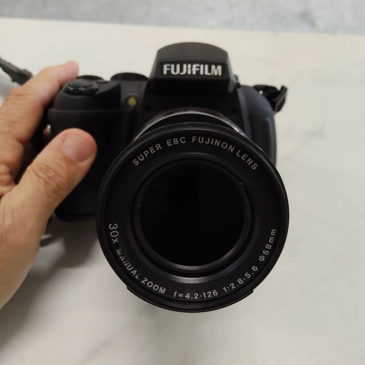 Camera Fujifilm HS 30 Exr semi nova 