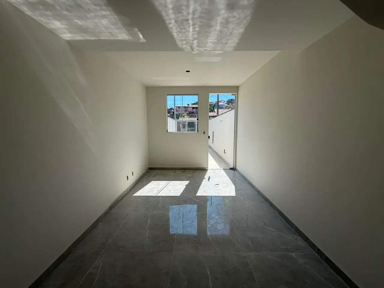 Casa com 2 quartos 2 banheiros 2 vagas - Foto 4
