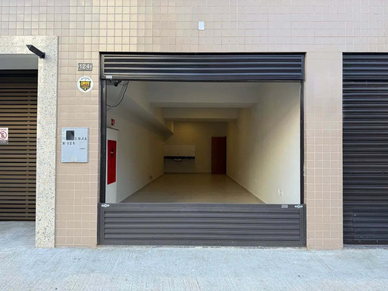 Loja novinha e com movimento para venda - Foto 5