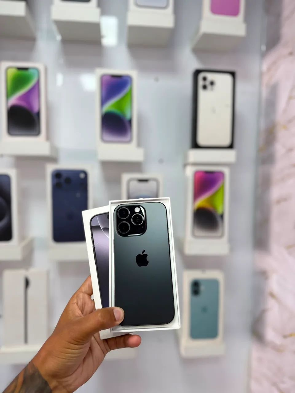 iPhone 16 Pro - 128GB ( Seminovo ) - Foto 2