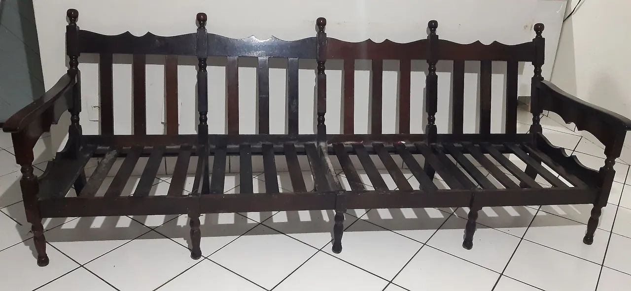 Sofá 4 Lugares Madeira Nobre Maciça Mogno Colonial - Foto 2