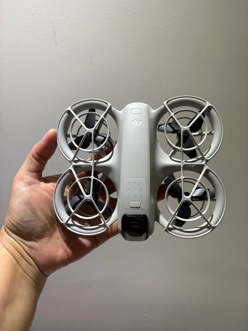 DJI Neo Fly More Combo - Praticamente Zero (Apenas 21 Minutos de Voo) - Foto 3