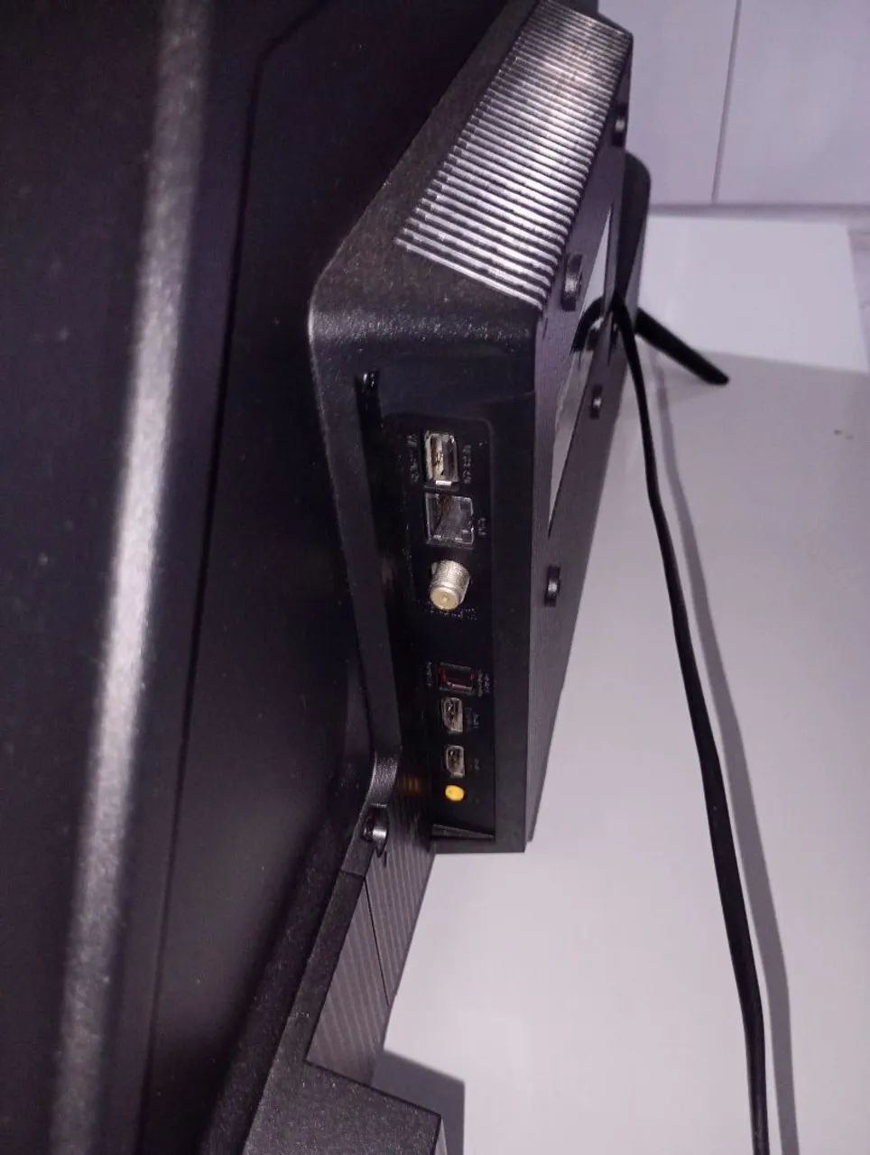 TV Semp Toshiba 32 polegadas pouco usada - Foto 3