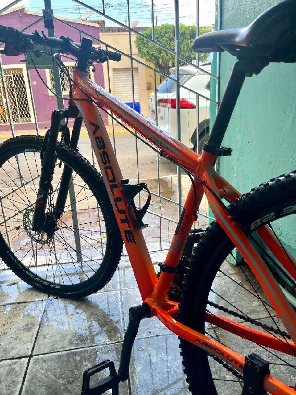 Bicicleta Absolute Aro 29 Freio a Disco - Muito Conservada - Foto 4