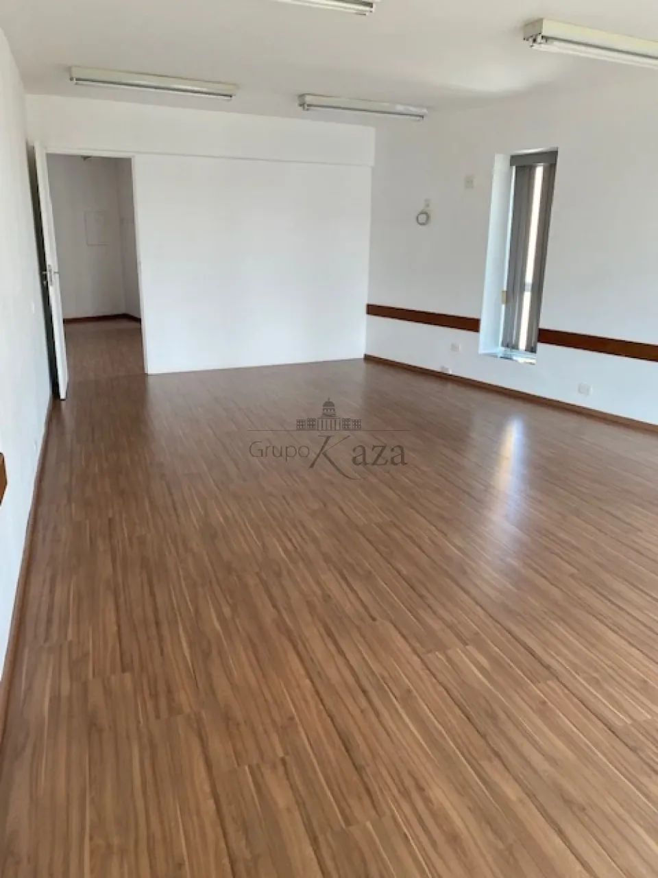 Oportunidade - Sala Comercial - Centro - Edifício Saint James - 45m². - Foto 3